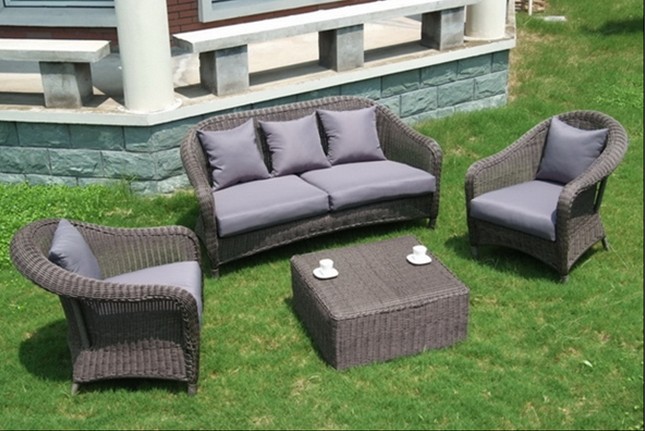 Rattan sofa set